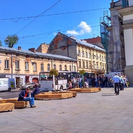 Mini Economy Apartments- Filatova 10 Lviv Exterior foto